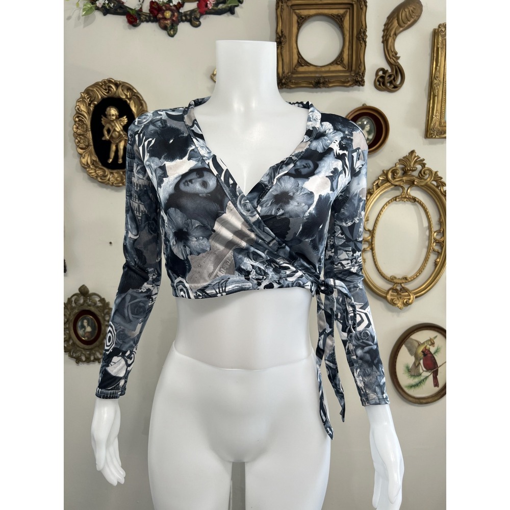 Vintage Cheryl Creations Black White Art Collage Long Sleeve Wrap Crop Top Sz S